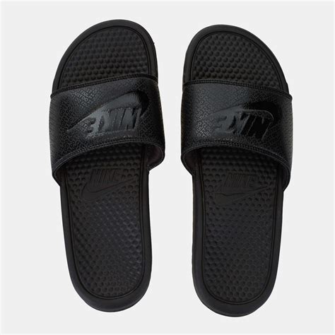 Nike men's benassi